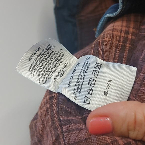 Eddie Bauer Relaxed Fit Jeans - Picture 6 of 7